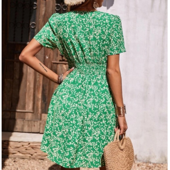 Boho floral print puff sleeve dress - Picture 8 of 16